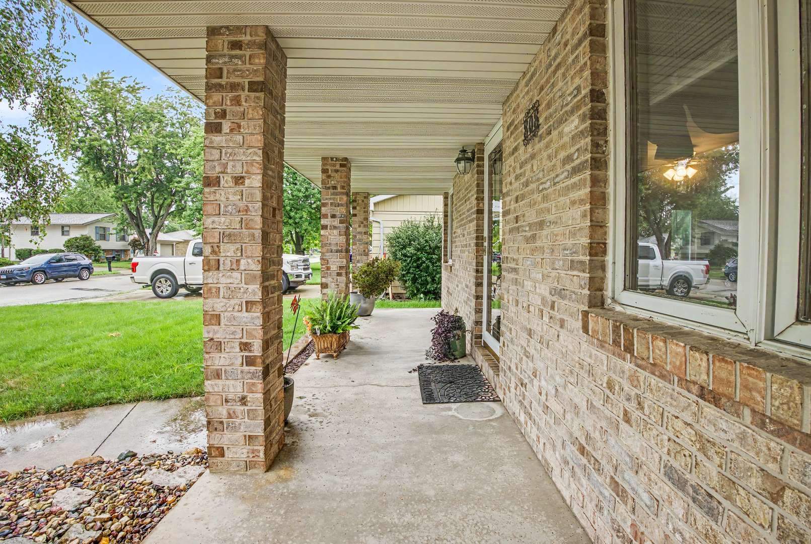 808 N Mohave DR, Pontiac, IL 61764