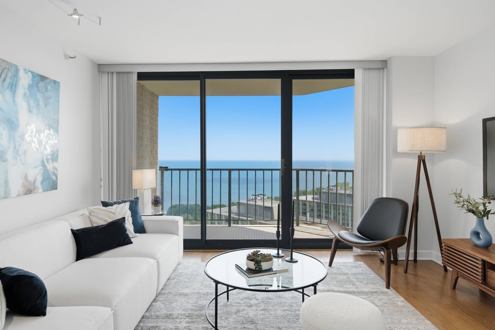 3660 N lake shore DR #3903, Chicago, IL 60613