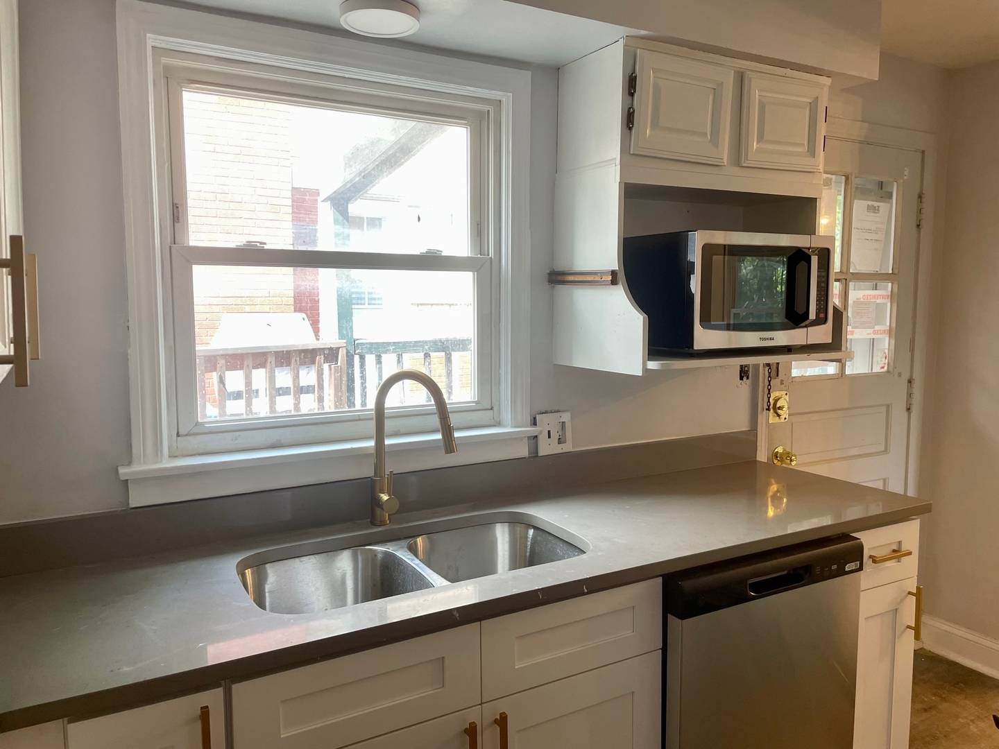 1122 N Harlem AVE #A, River Forest, IL 60305