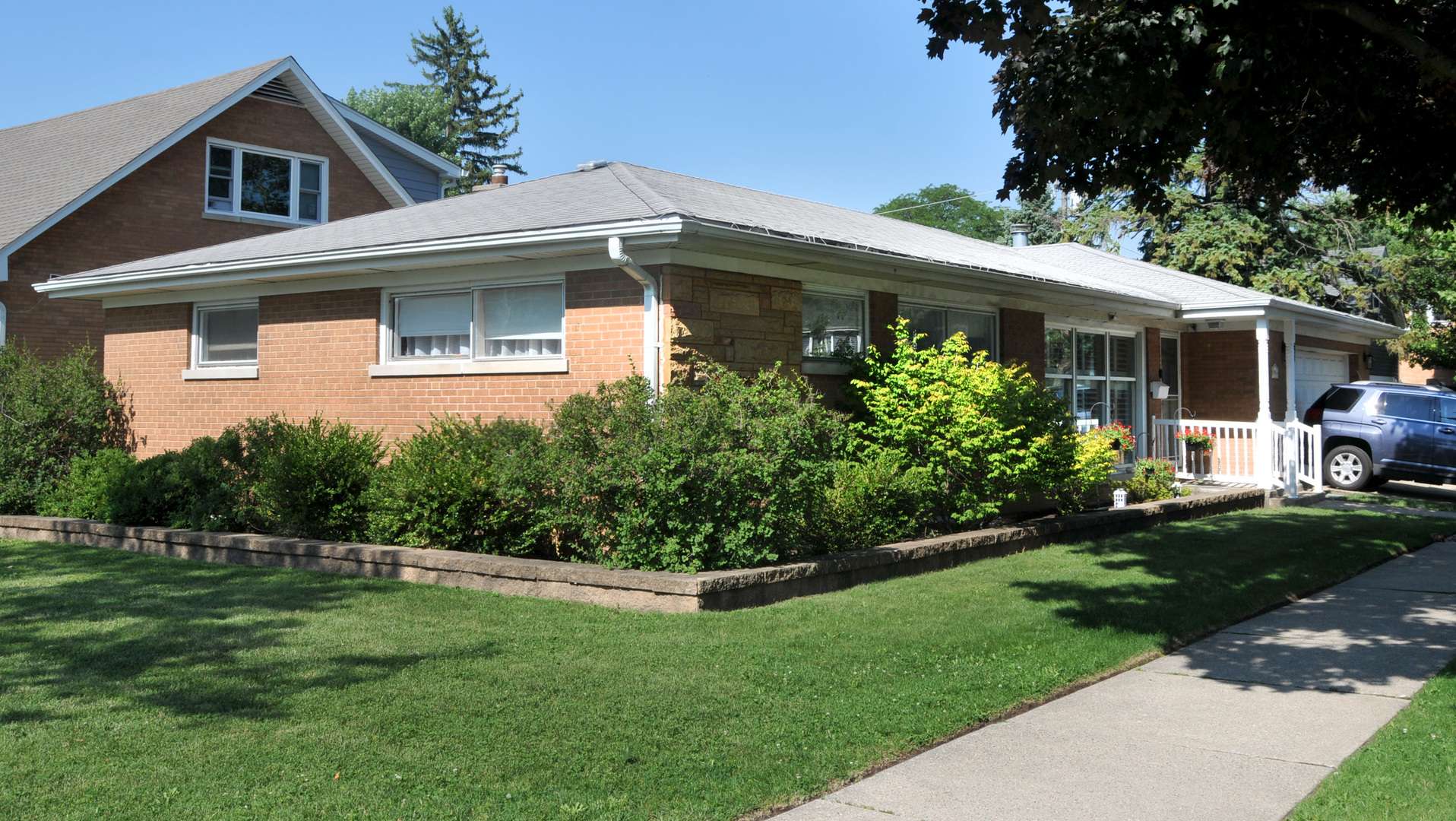 1201 Raymond AVE, La Grange Park, IL 60526