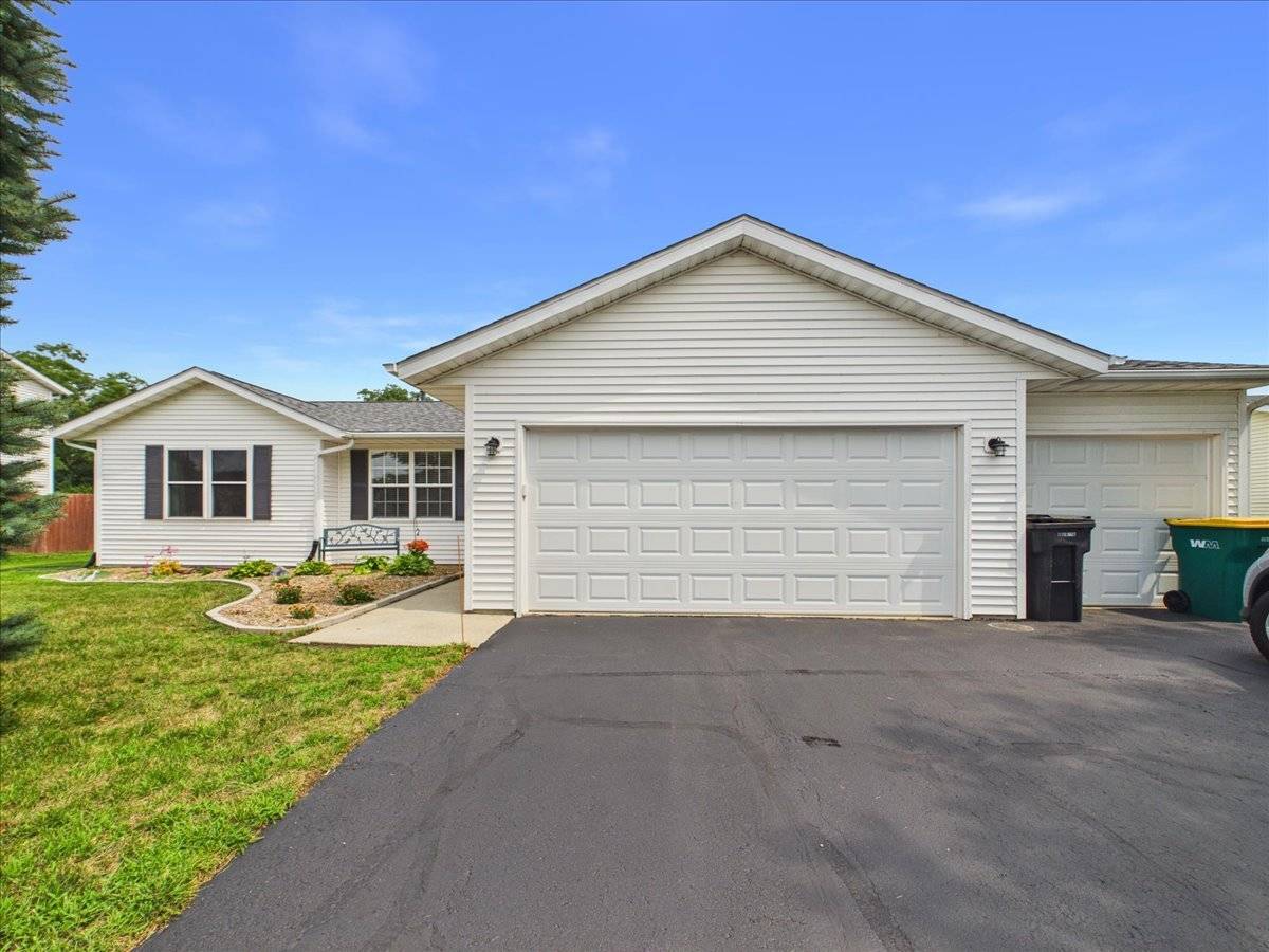 11255 VALERIAN WAY, Roscoe, IL 61073