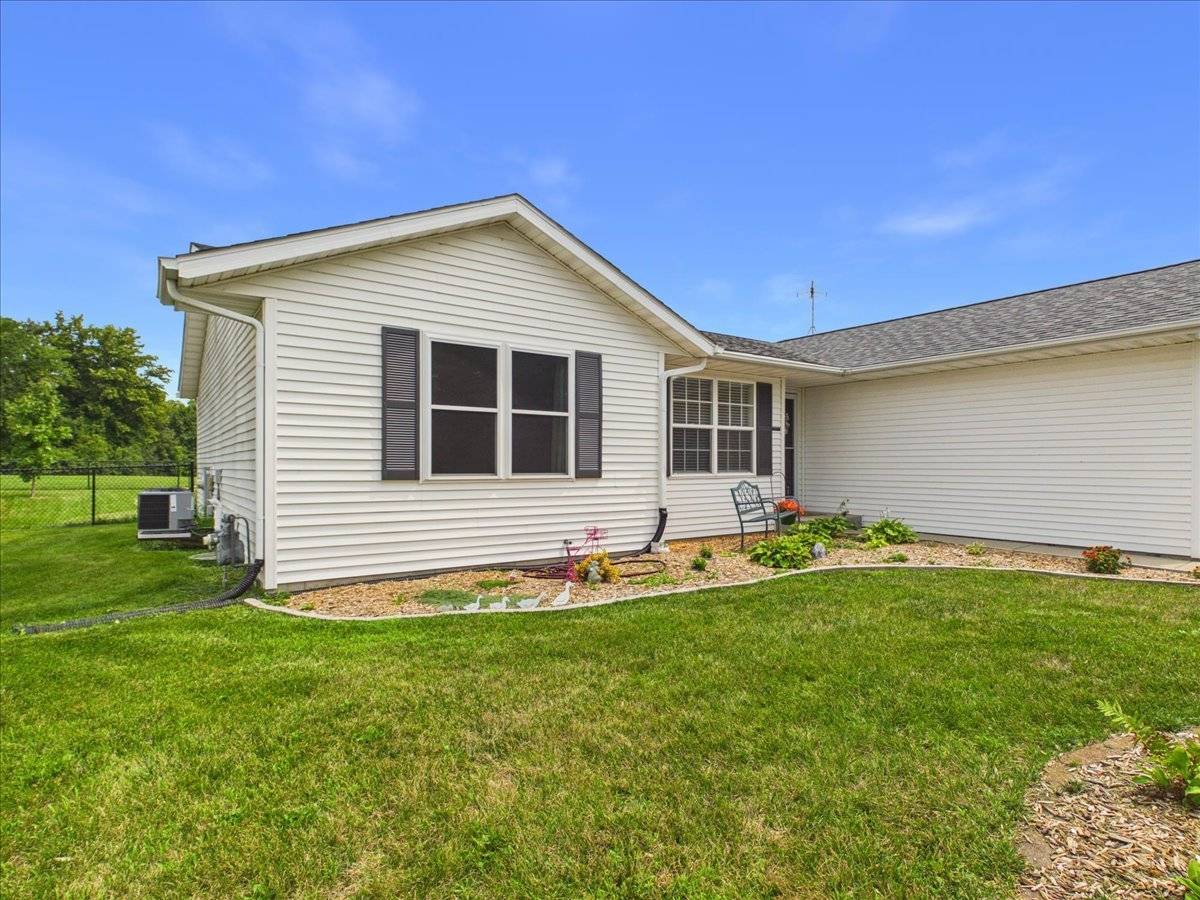 11255 VALERIAN WAY, Roscoe, IL 61073