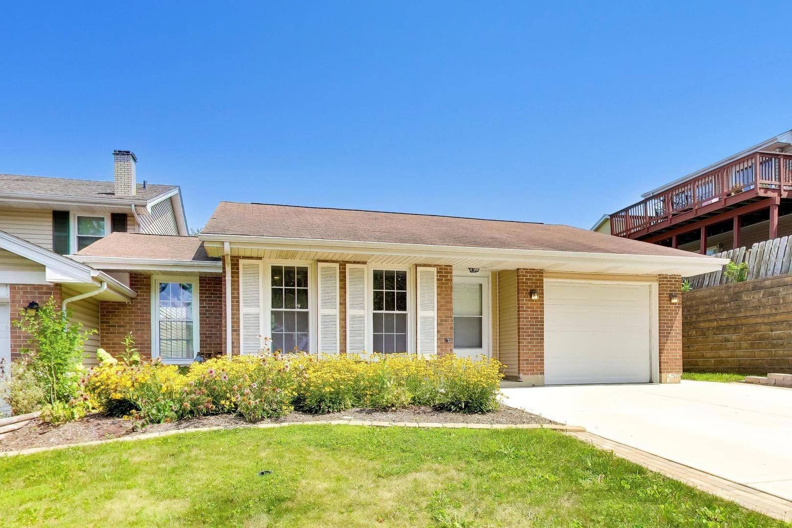 106 Regency DR #106, Lombard, IL 60148
