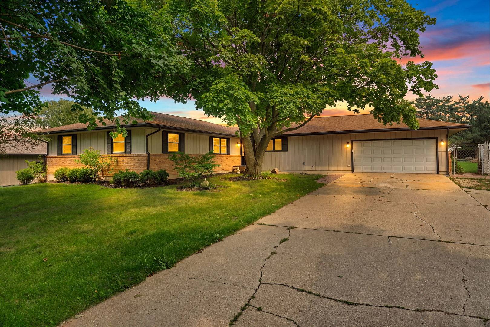 6379 Hallen AVE, Belvidere, IL 61008