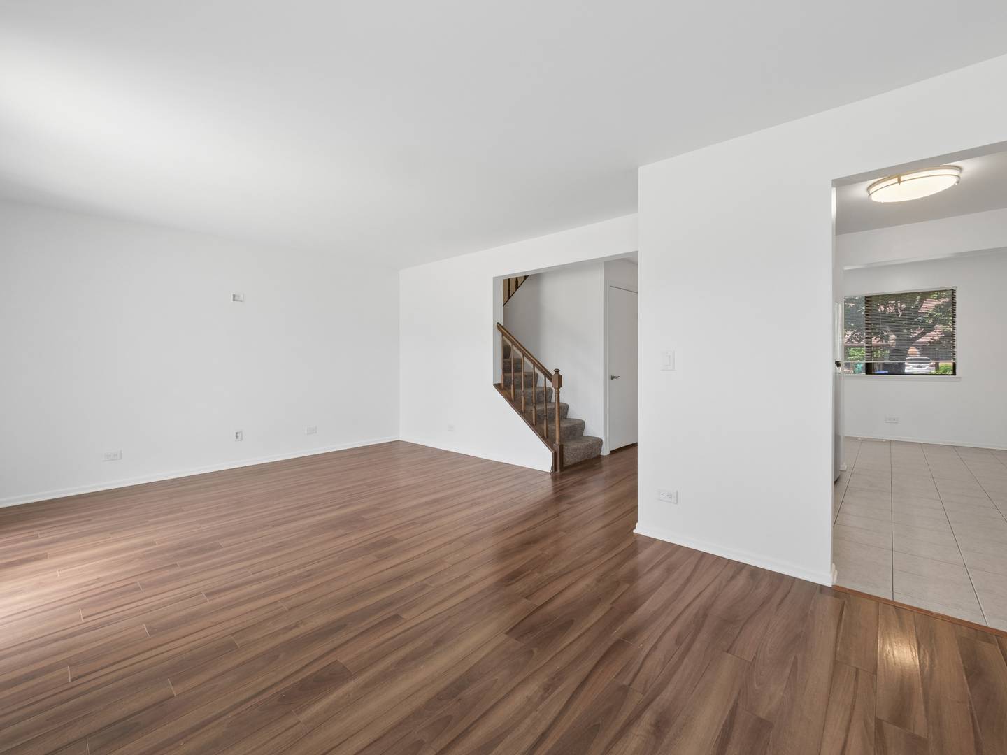1631 Bow TRL, Wheeling, IL 60090