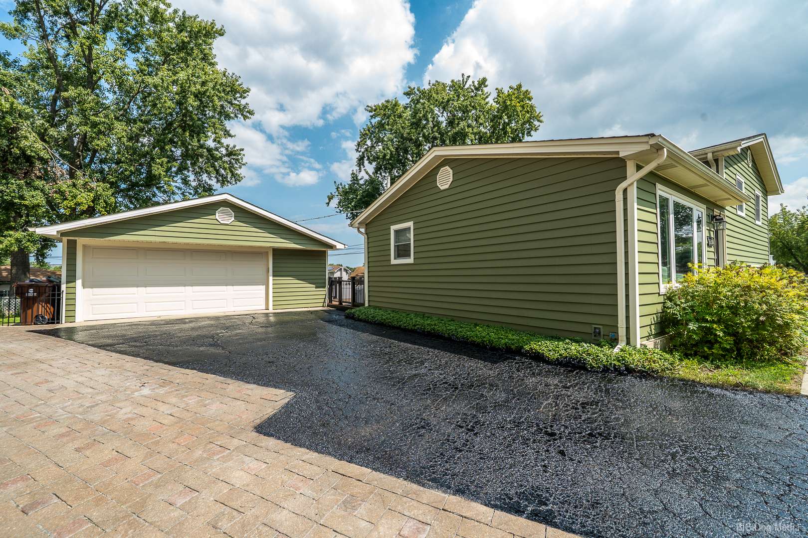 16150 Pamela CT, Oak Forest, IL 60452