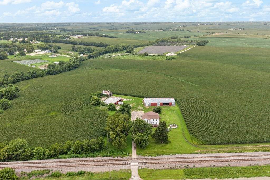 21084 Trolly RD, Galva, IL 61434