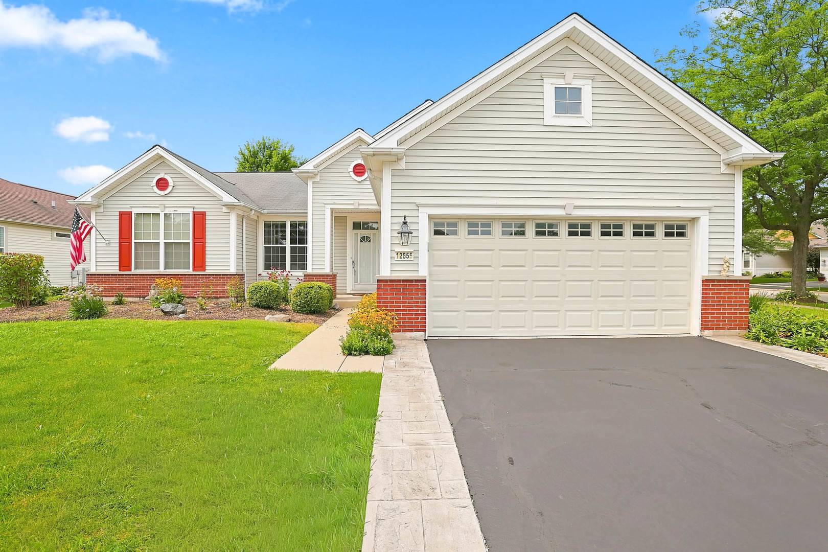 12655 Horseshoe TRL, Huntley, IL 60142