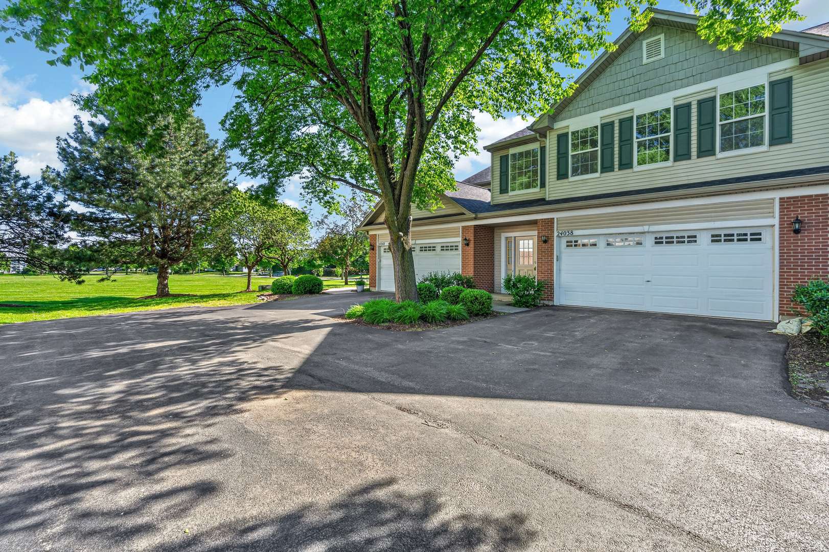 24038 W Walnut CIR #24038, Plainfield, IL 60585