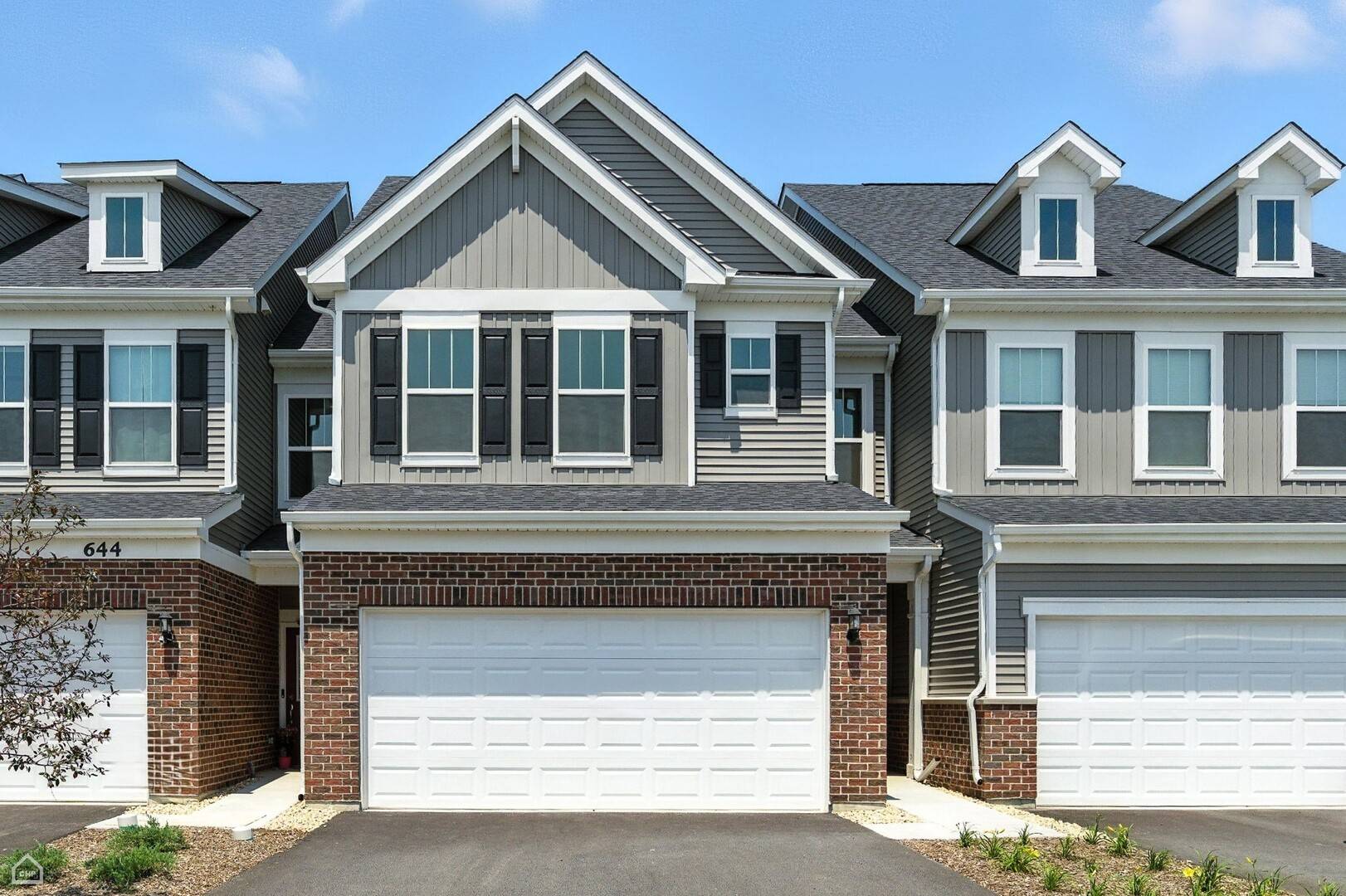 717 Maidengrass WAY #54004, Bolingbrook, IL 60490