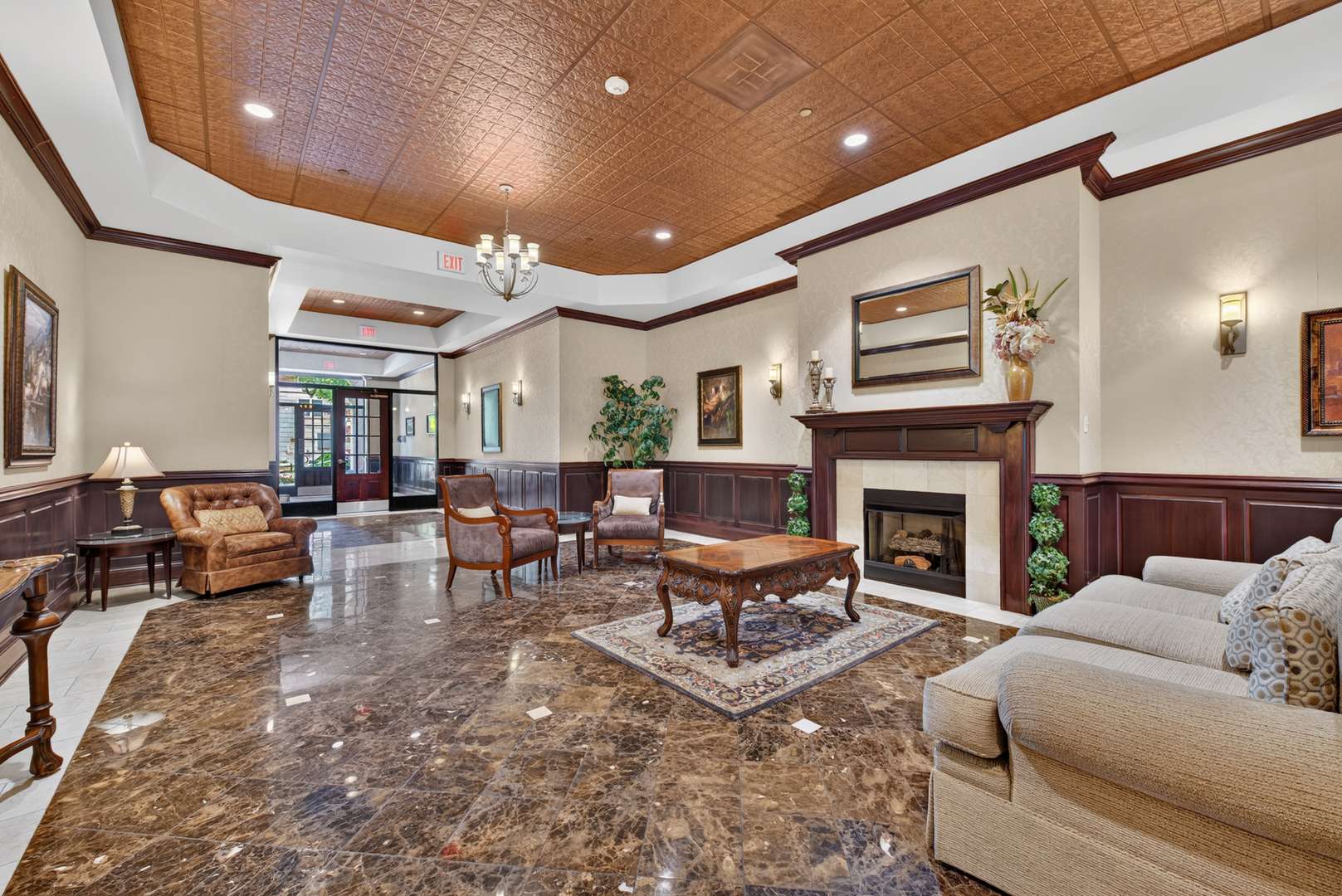 50 N Plum Grove RD #202E, Palatine, IL 60067