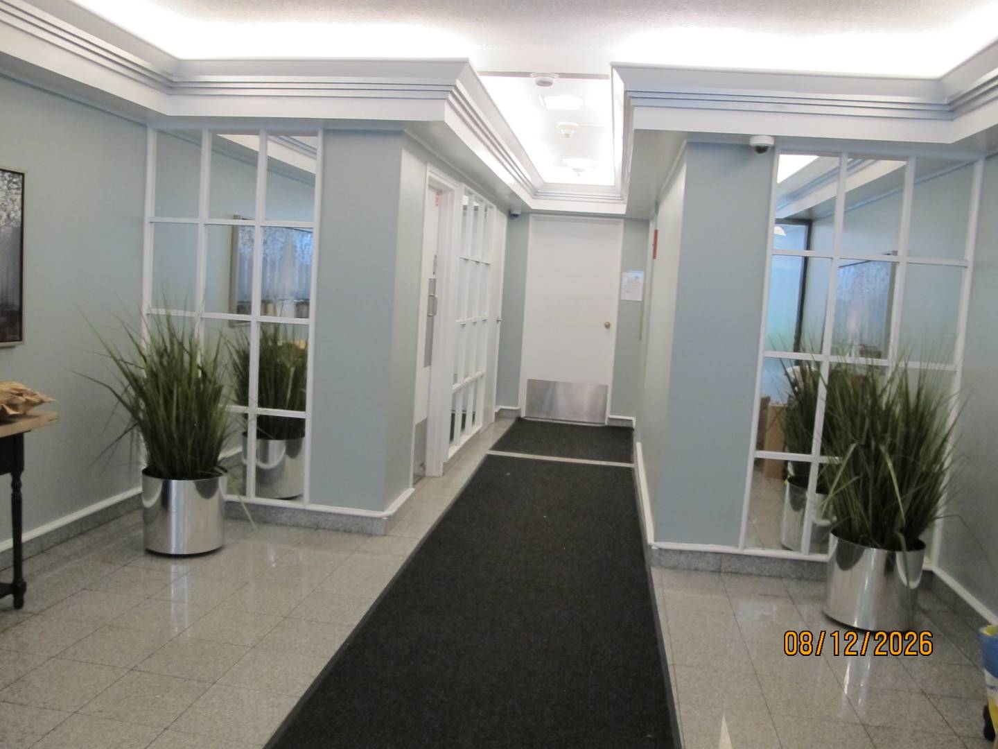 426 W Barry AVE #409, Chicago, IL 60657