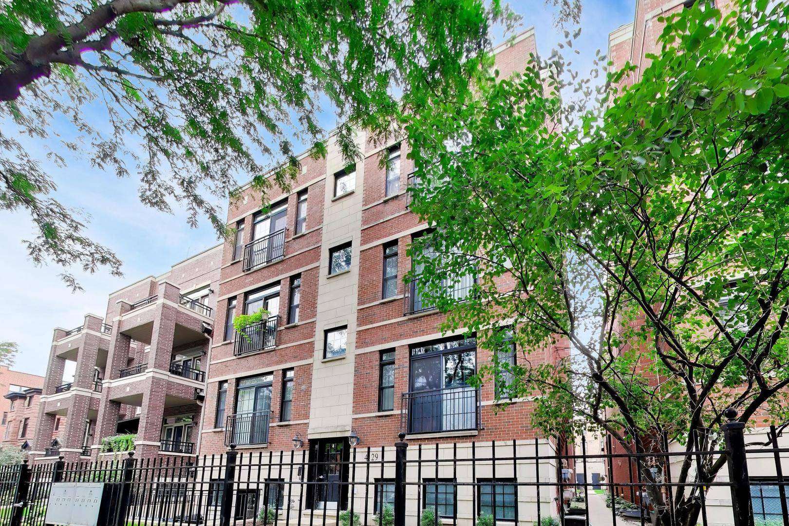 4129 N Kenmore AVE #3S, Chicago, IL 60613