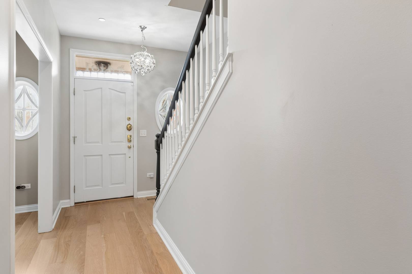 4151 ROYAL MEWS CIR #202A, Naperville, IL 60564