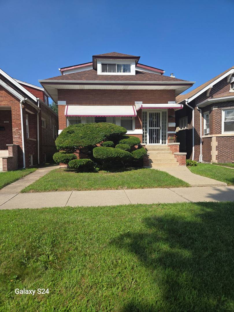 8118 S Rhodes AVE, Chicago, IL 60619