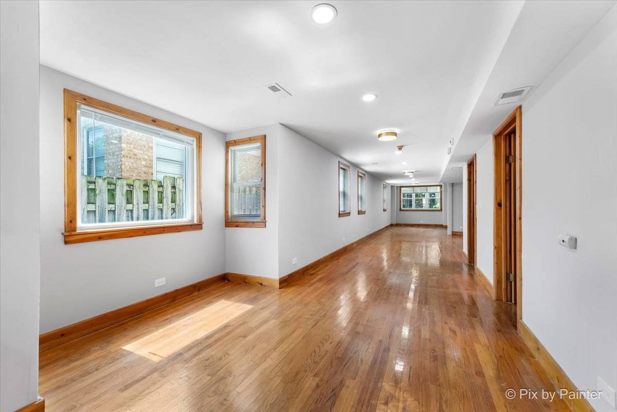 2515 N Talman AVE #1, Chicago, IL 60647