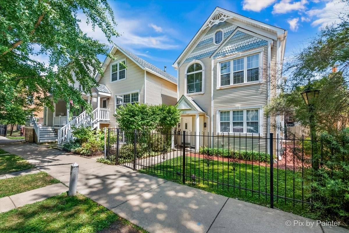 2515 N Talman AVE #1, Chicago, IL 60647