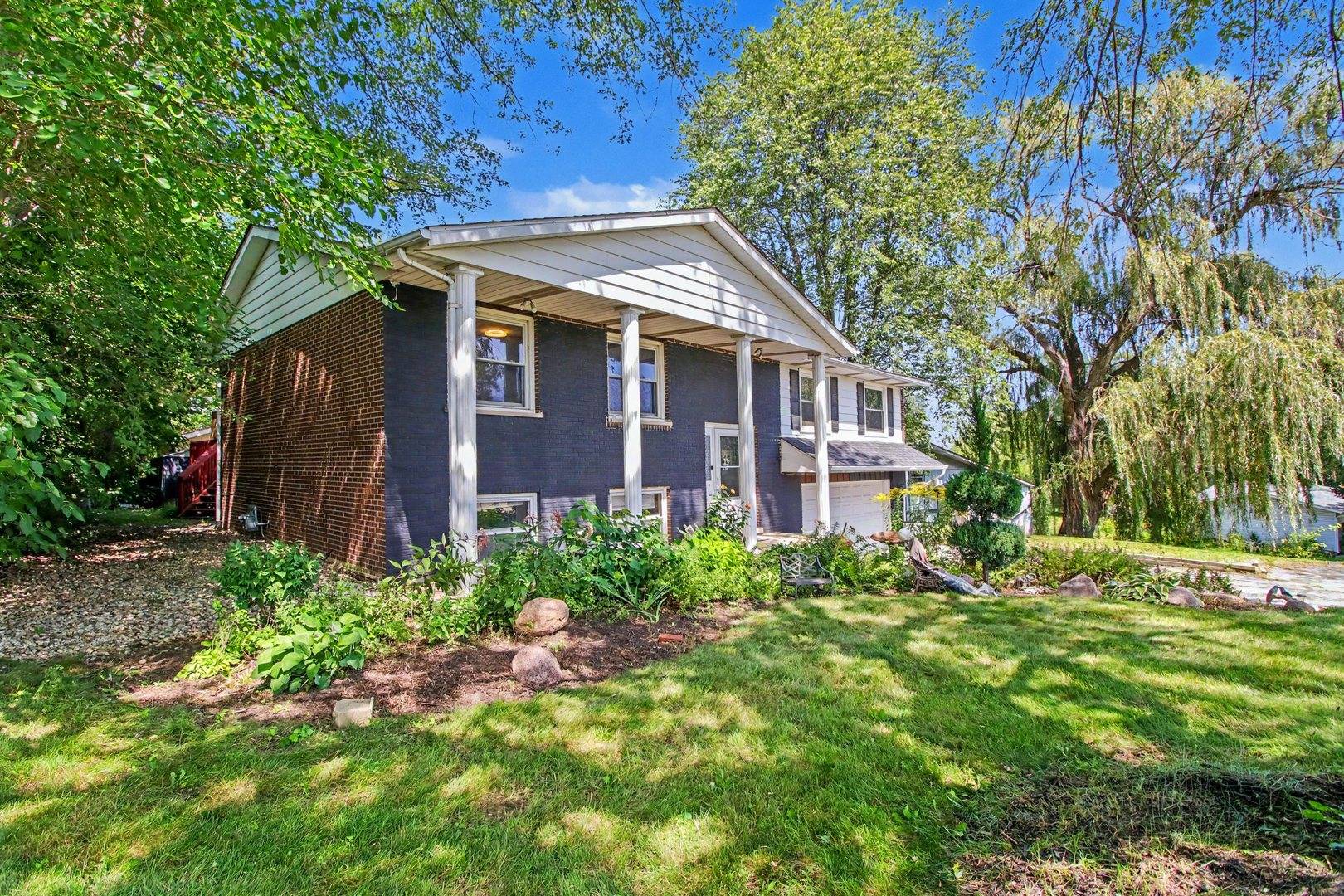 24388 W Tyler AVE, Round Lake, IL 60073