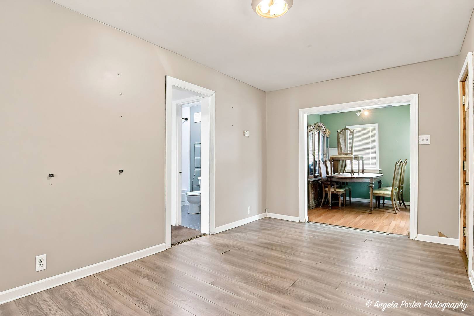 1316 N Poplar AVE, Round Lake Beach, IL 60073