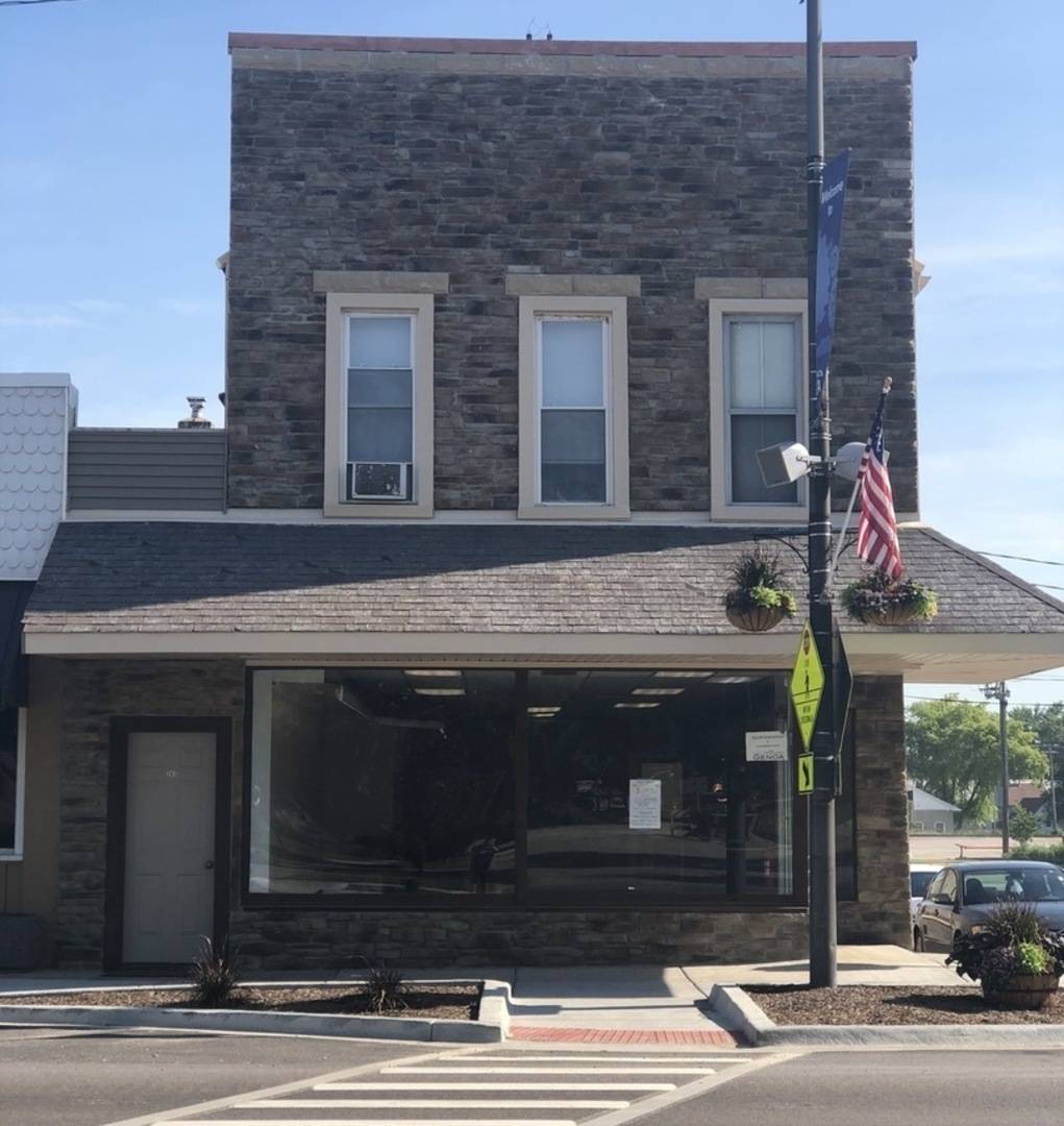 203 W Main ST #2, Genoa, IL 60135