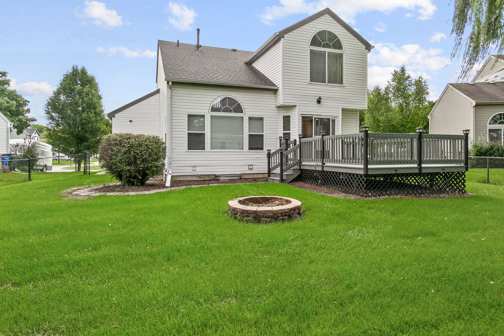 3 RIDGE CT, South Elgin, IL 60177
