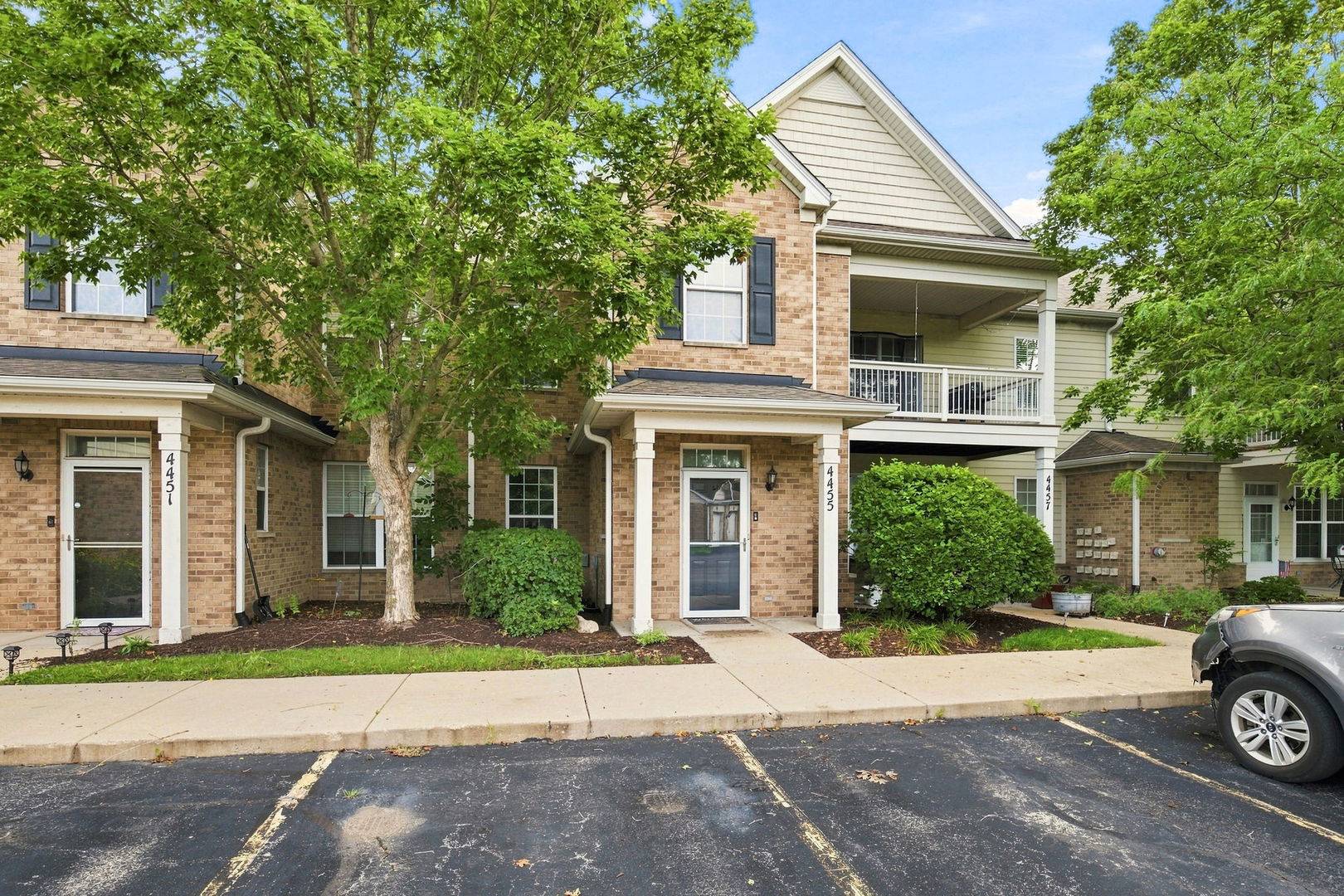 4455 Timber Ridge CT #4455, Joliet, IL 60431