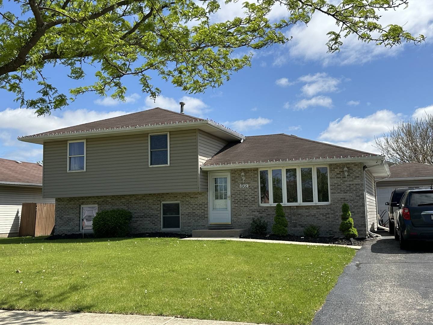 6908 Townsend BLVD, Plainfield, IL 60586