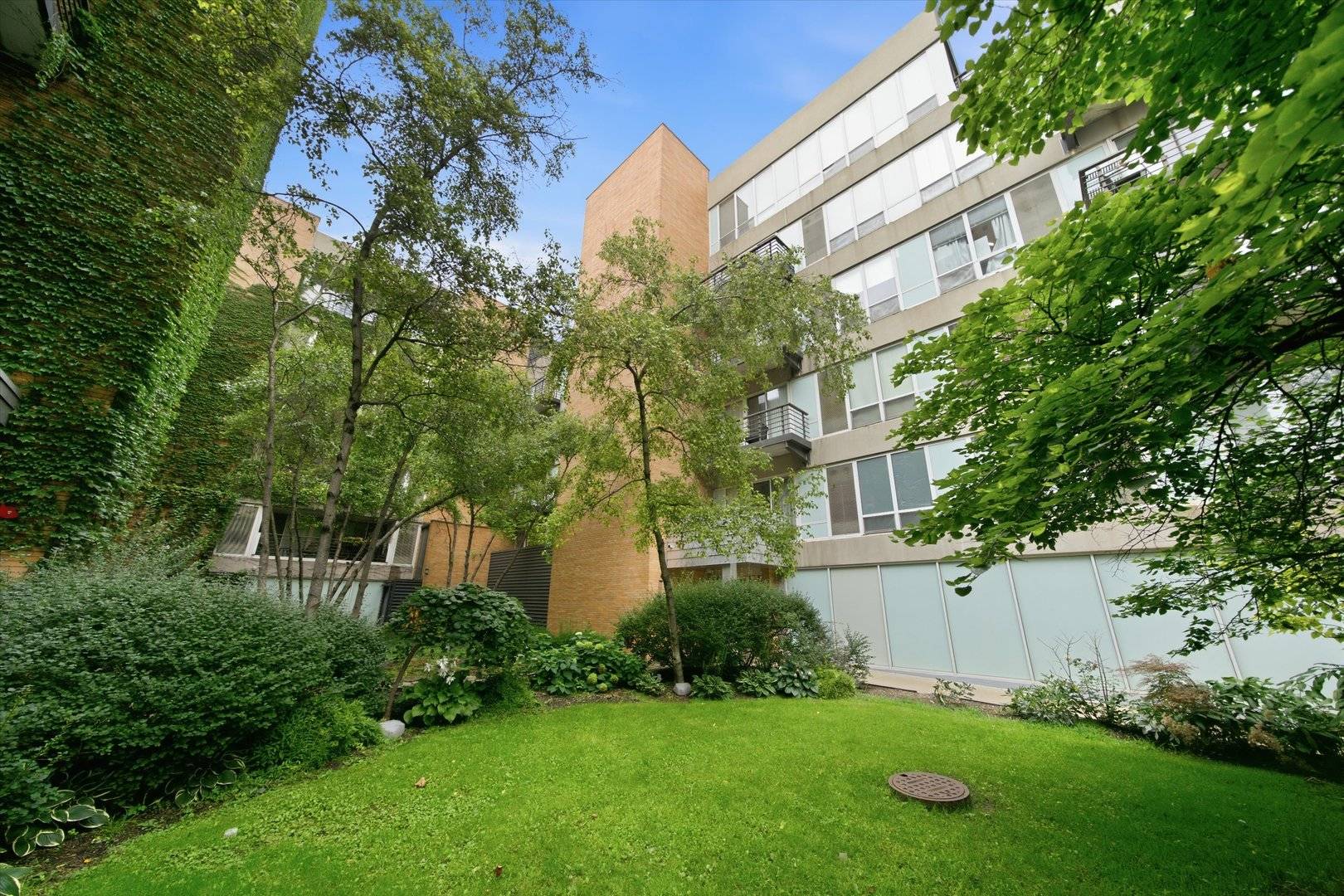 1430 S MICHIGAN AVE #409, Chicago, IL 60605