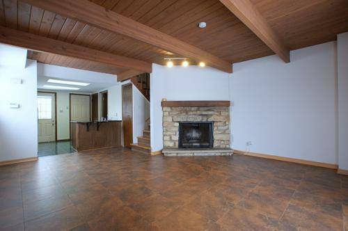 367 MEADOW GREEN LN, Round Lake Beach, IL 60073