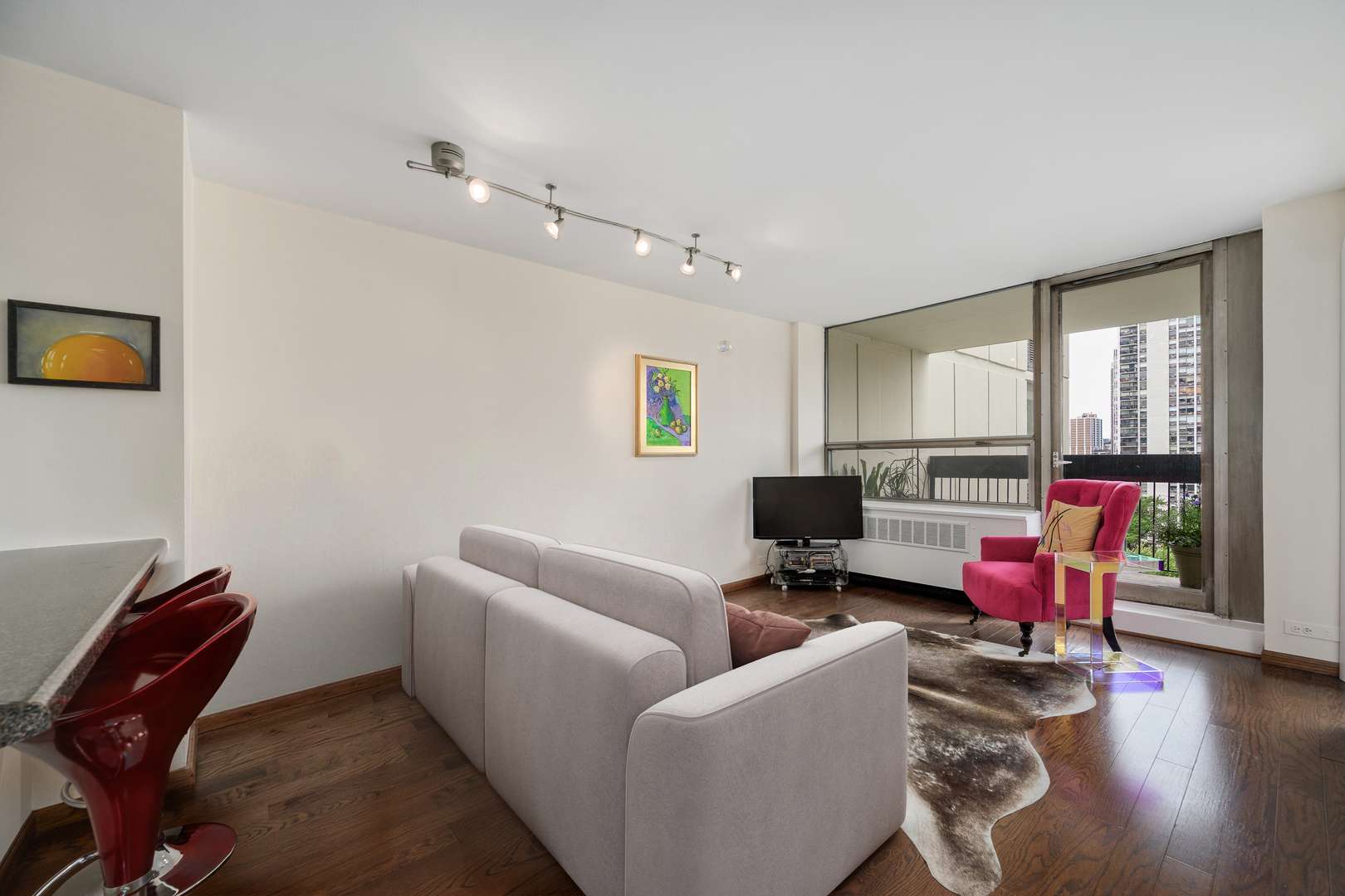 1360 N Sandburg TER #1106C, Chicago, IL 60610