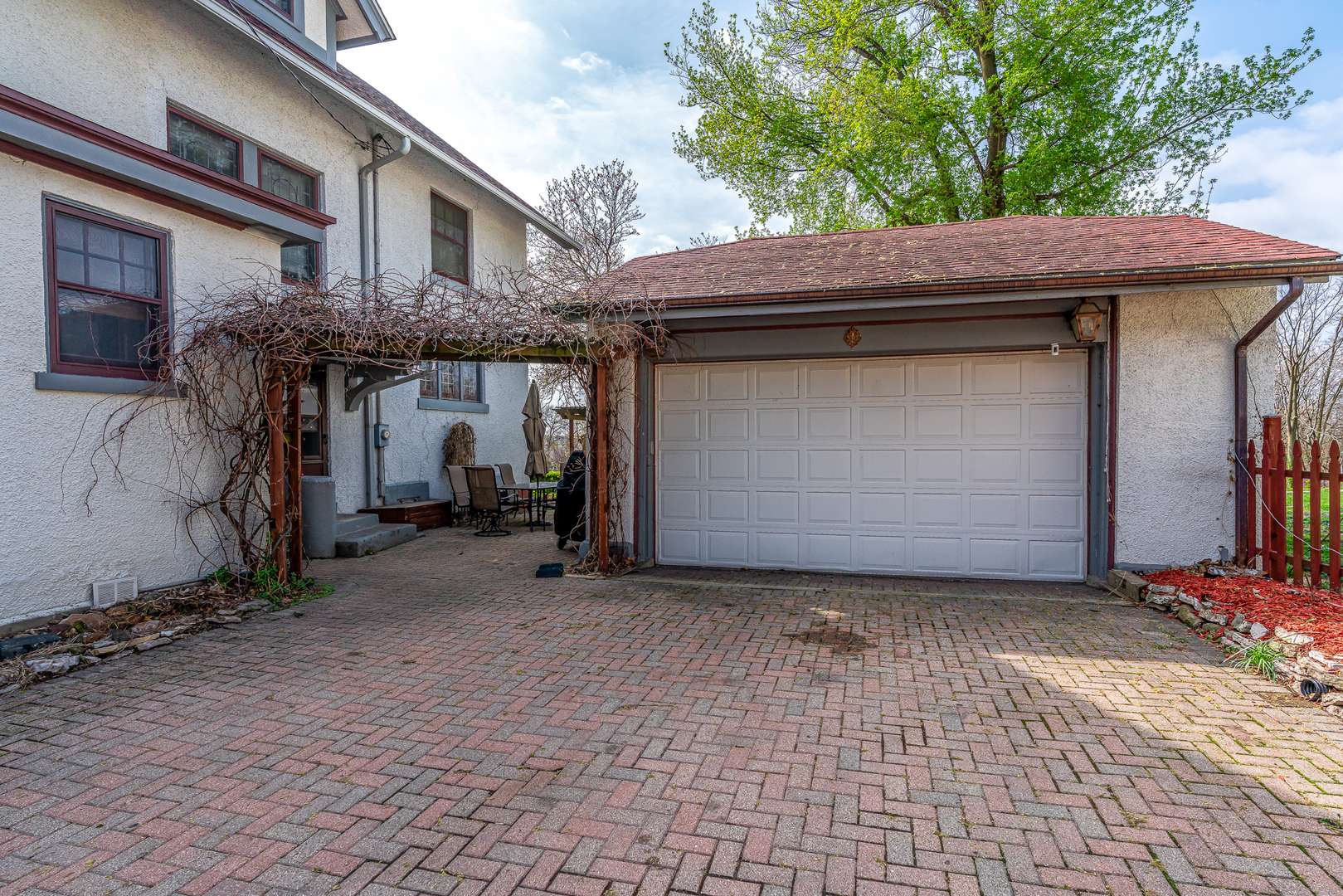 1008 Mississippi AVE, Davenport, IA 52803