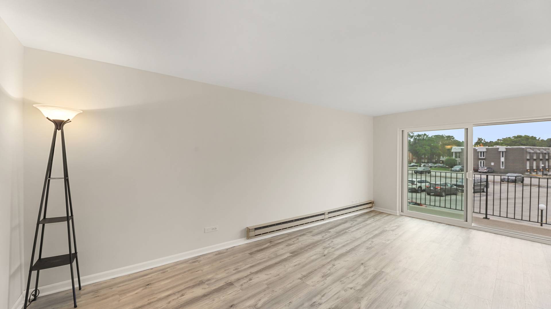 9724 S Karlov AVE #207, Oak Lawn, IL 60453