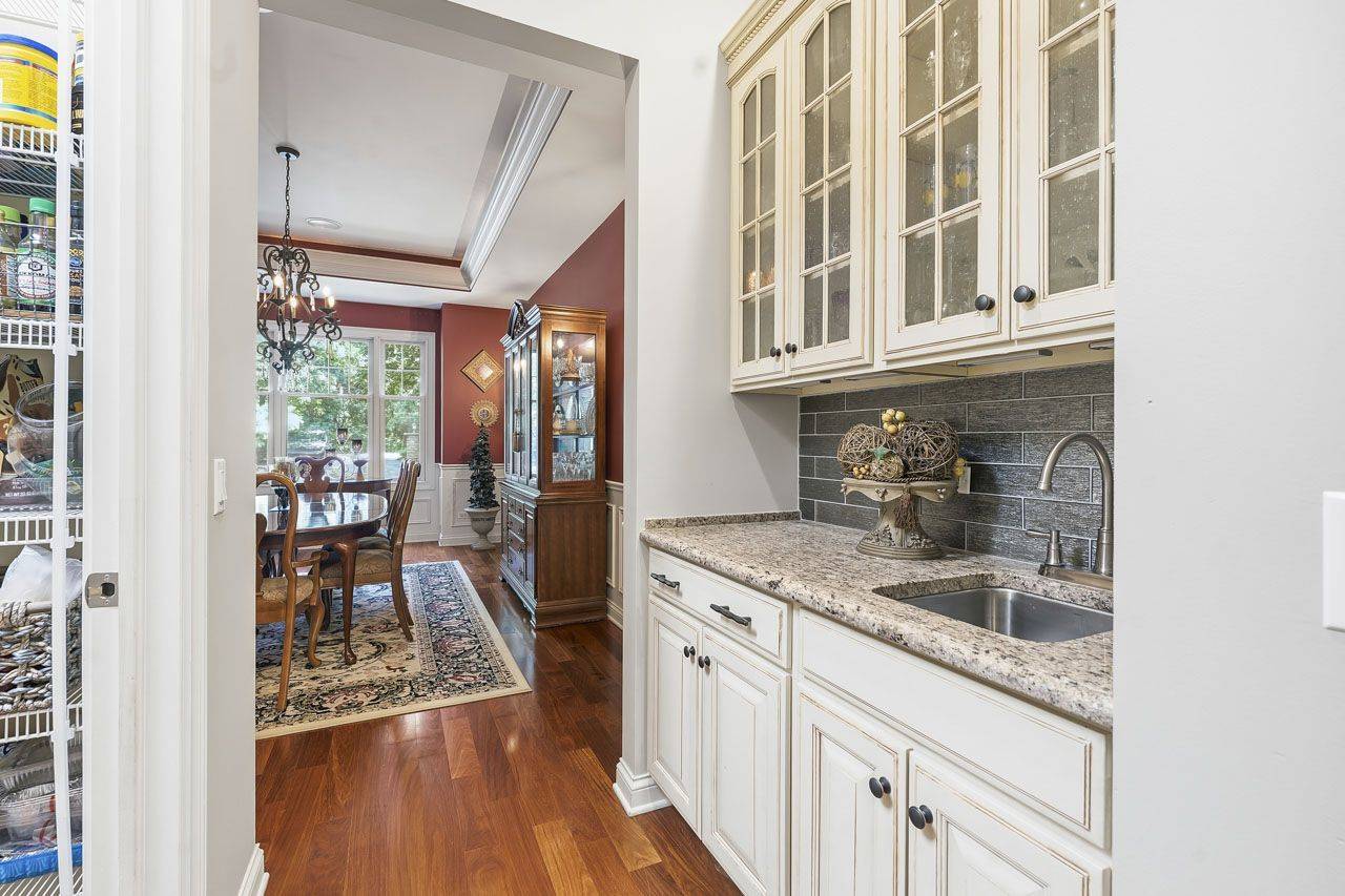 24145 W Milton RD, Hawthorn Woods, IL 60047