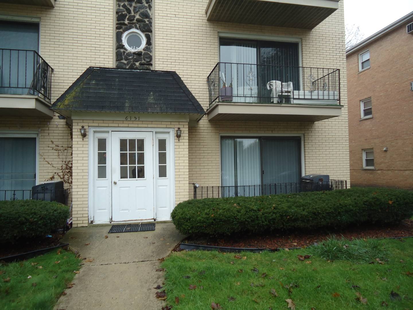 6151 MARSHALL AVE #1W, Chicago Ridge, IL 60415