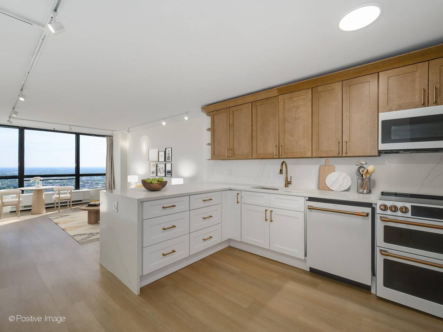 5415 N Sheridan RD #5015, Chicago, IL 60640