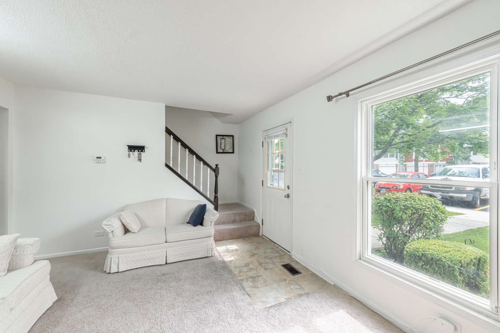 2110 STANLEY CT, Schaumburg, IL 60194