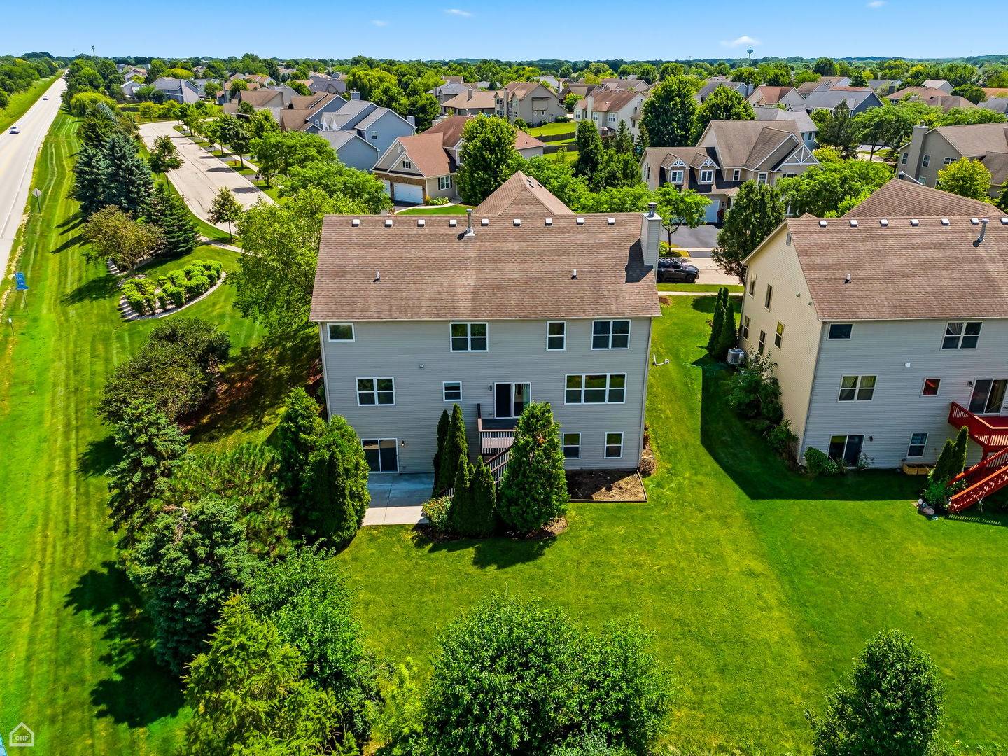 5218 Greenshire CIR, Lake In The Hills, IL 60156