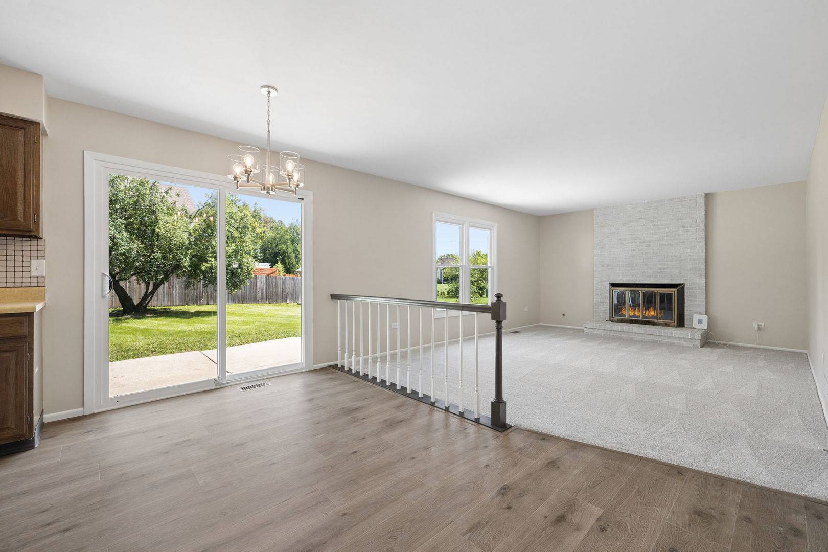 1545 Scottdale CIR, Wheaton, IL 60189