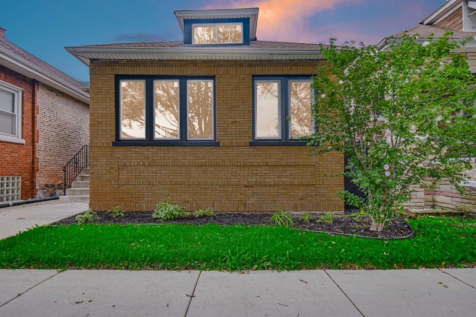 6543 S Francisco AVE, Chicago, IL 60629
