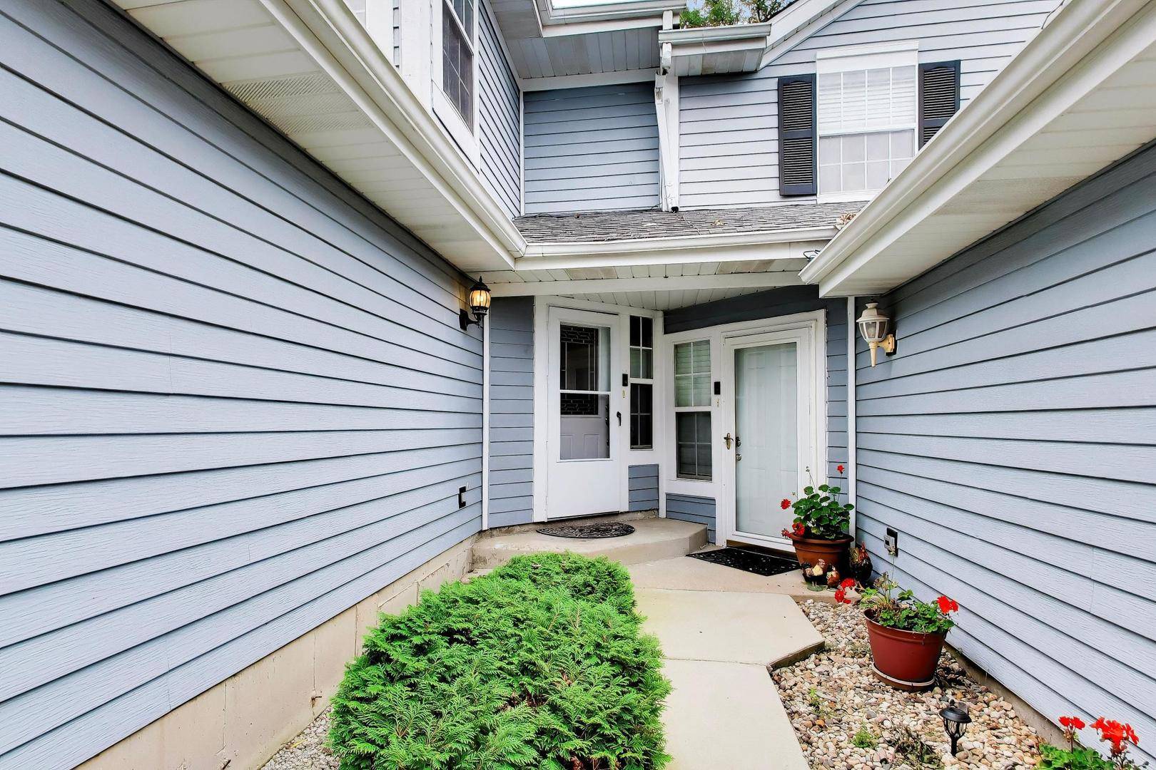26 Abbey LN, Park Forest, IL 60466