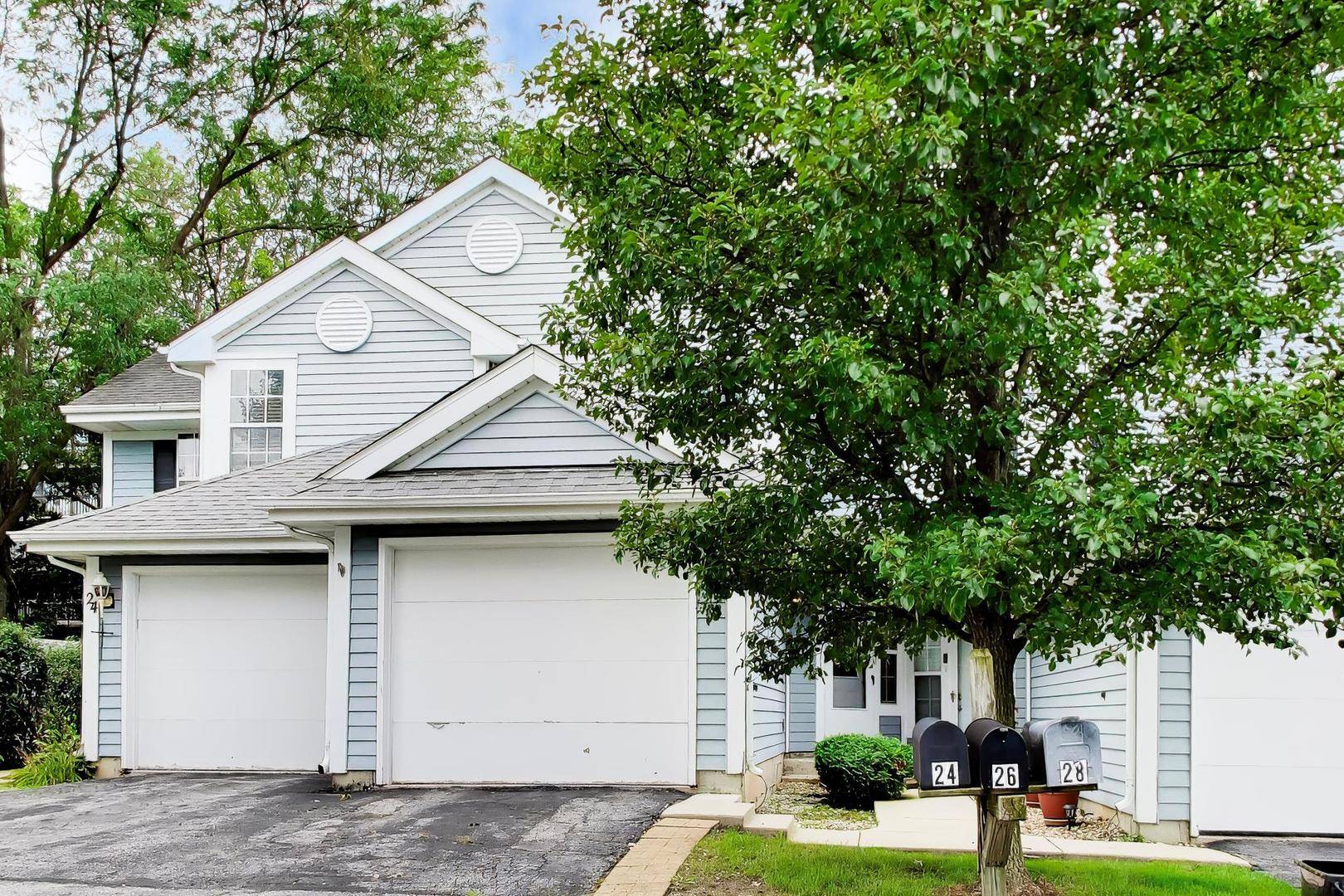 26 Abbey LN, Park Forest, IL 60466