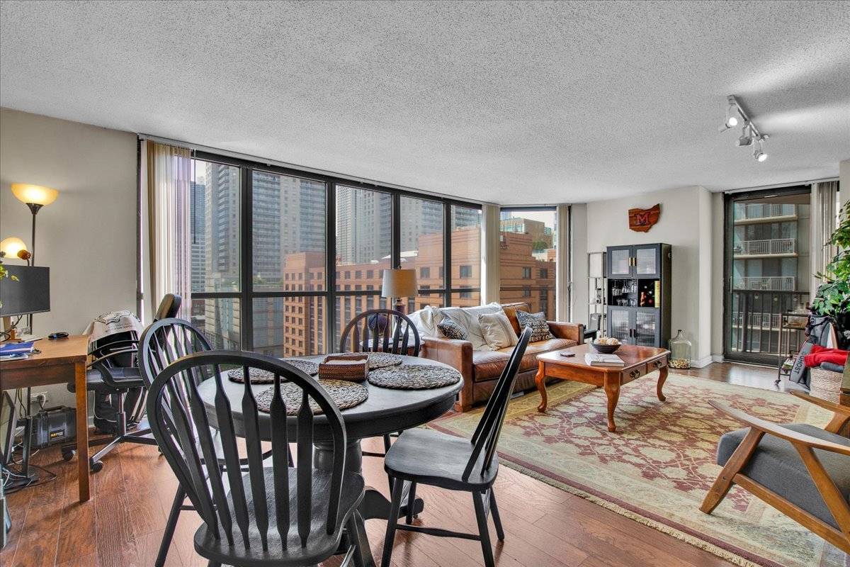 10 E Ontario ST #905, Chicago, IL 60611