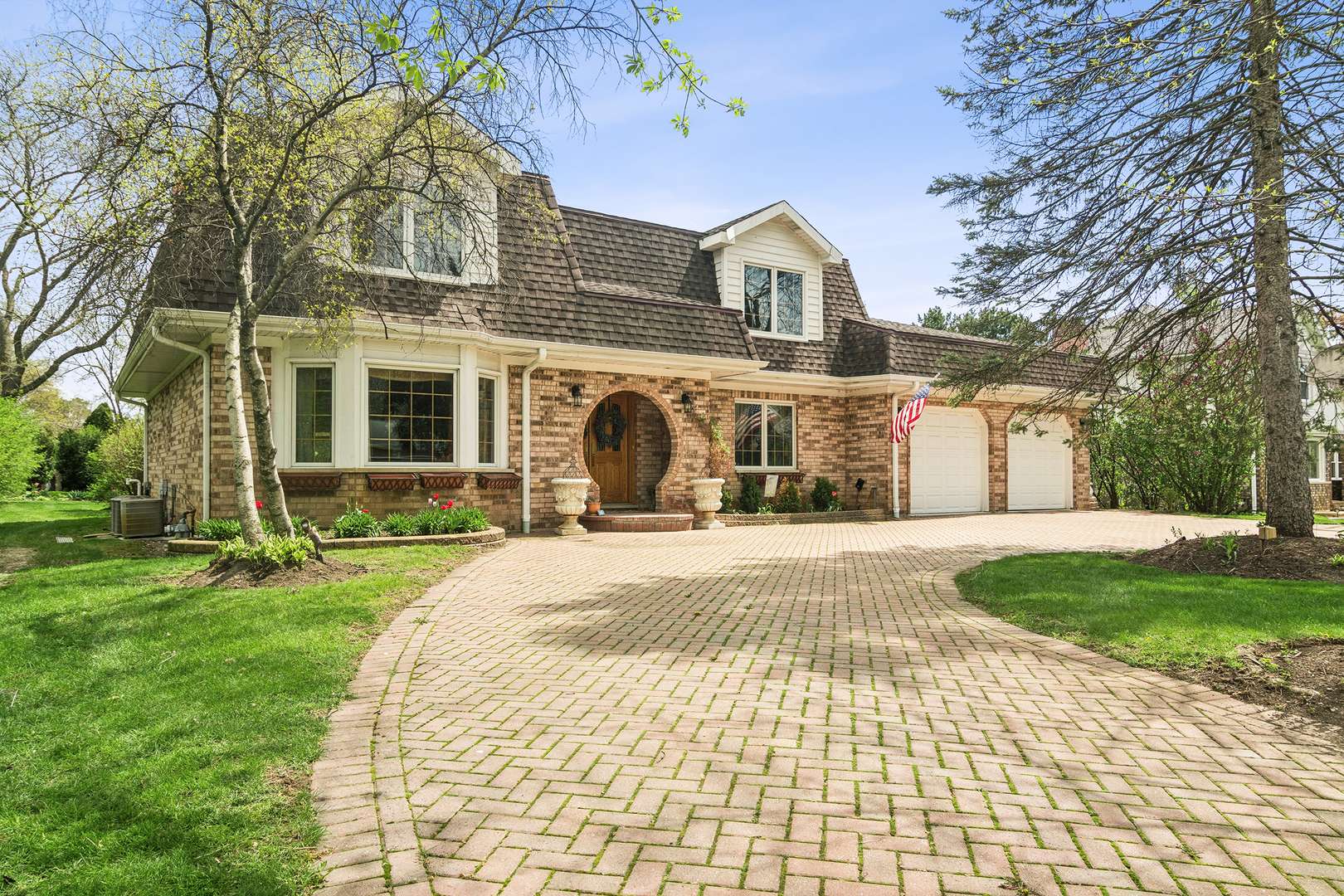 803 Waltz CT, Prospect Heights, IL 60070