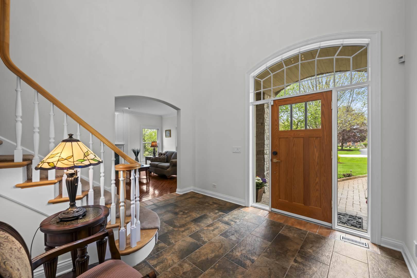 25568 N Countryside DR, Lake Barrington, IL 60010