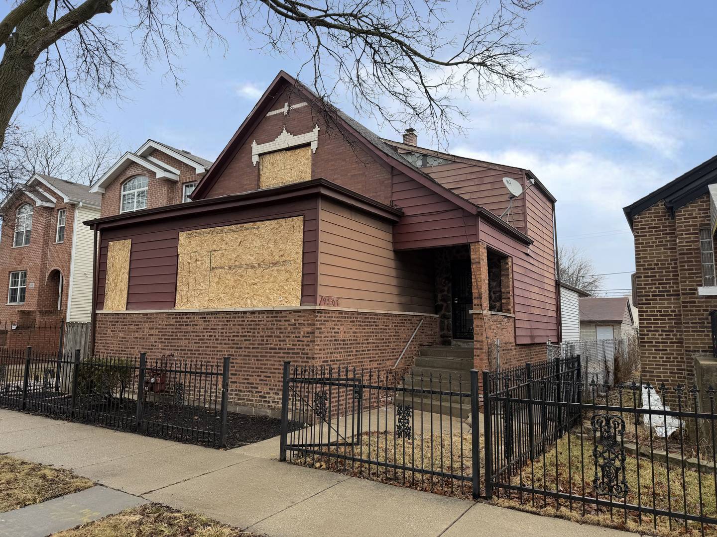 9207 S Ellis AVE, Chicago, IL 60619