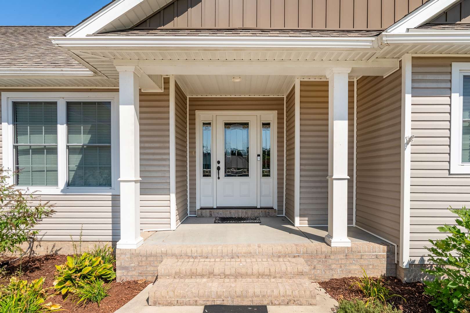 1732 Heritage CT, Carterville, IL 62918