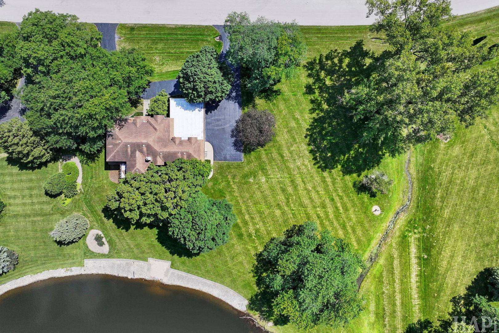 55 Watergate DR, South Barrington, IL 60010