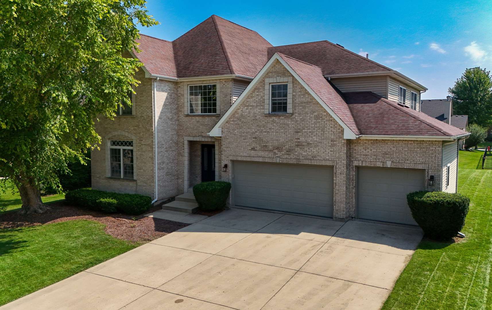 25821 Pastoral DR, Plainfield, IL 60585