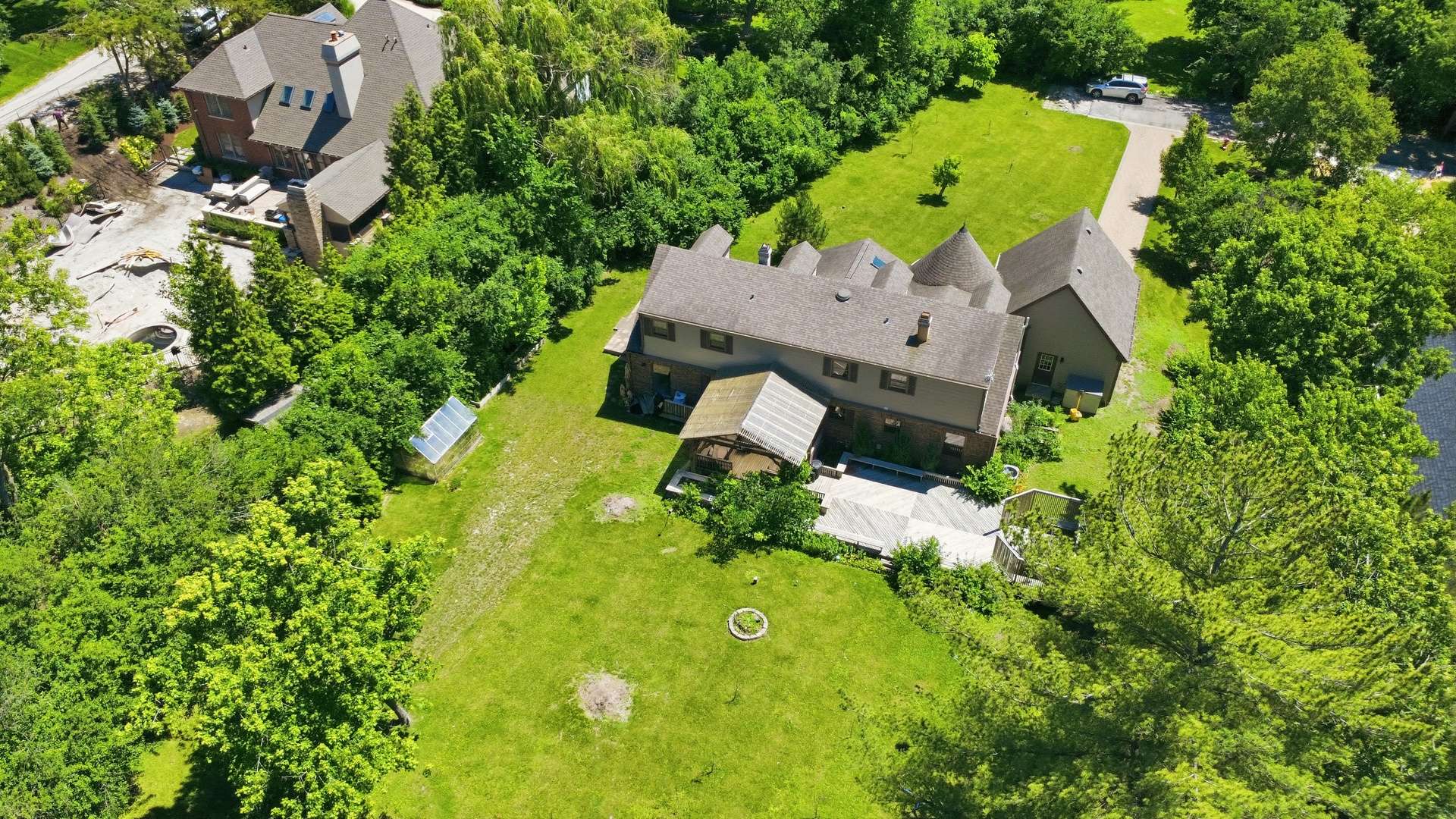 10S230 Grant ST, Burr Ridge, IL 60527