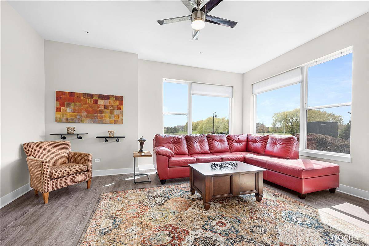 1101 Ritter ST #207, North Aurora, IL 60542